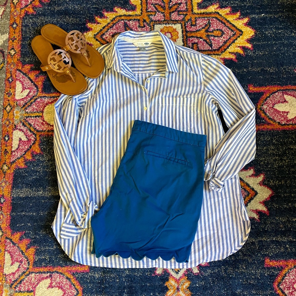 EEUC Scalloped Hem Banana Republic Factory Shorts